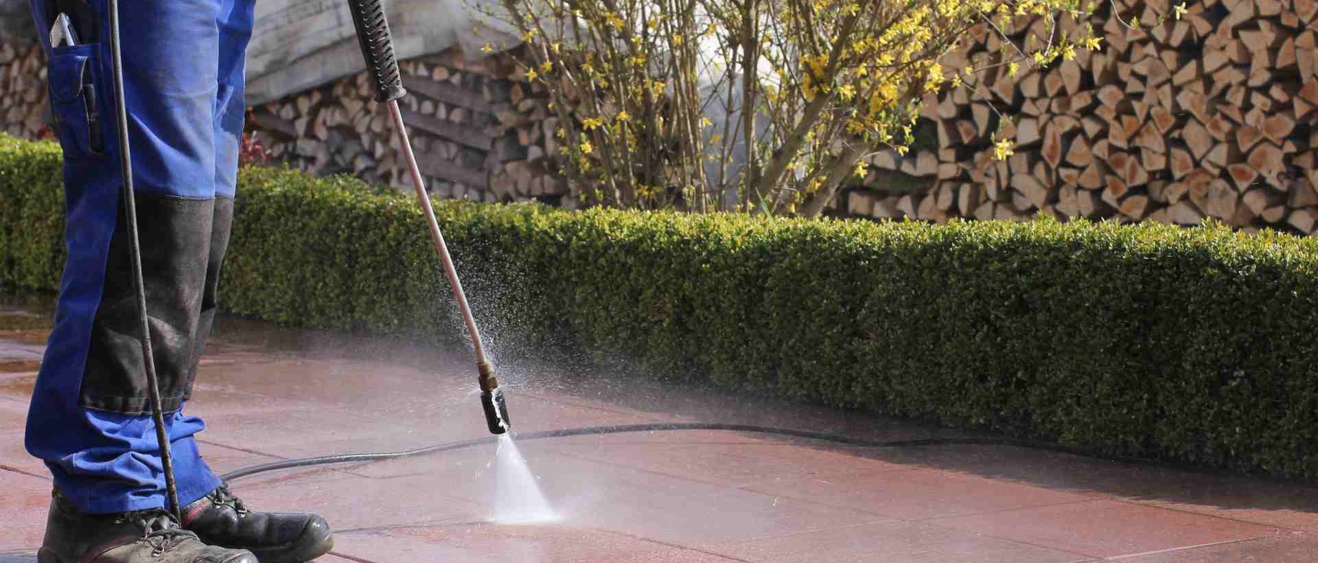 garden maintenance TW13